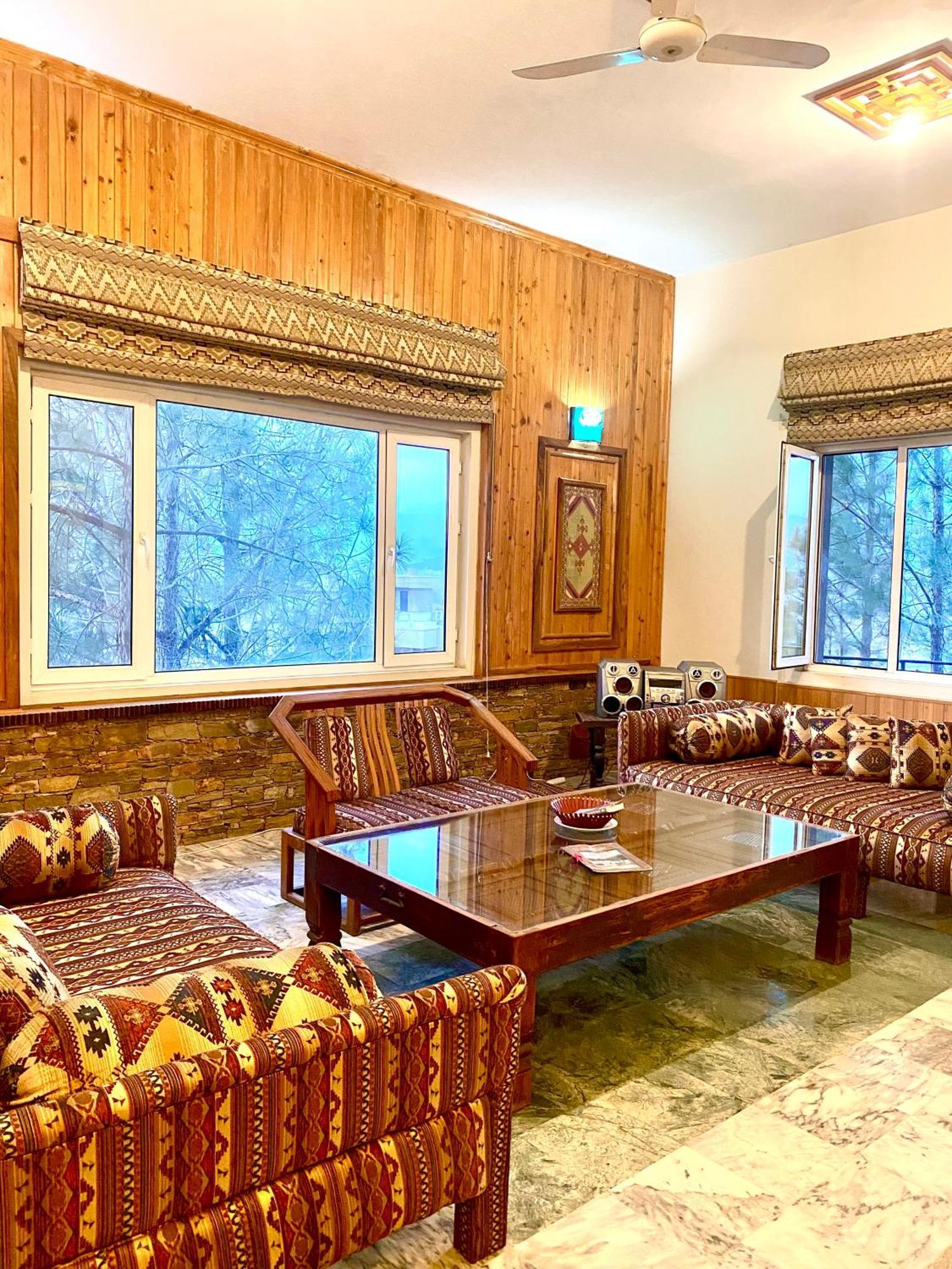 Rock City Resort Saidu Sharif Экстерьер фото