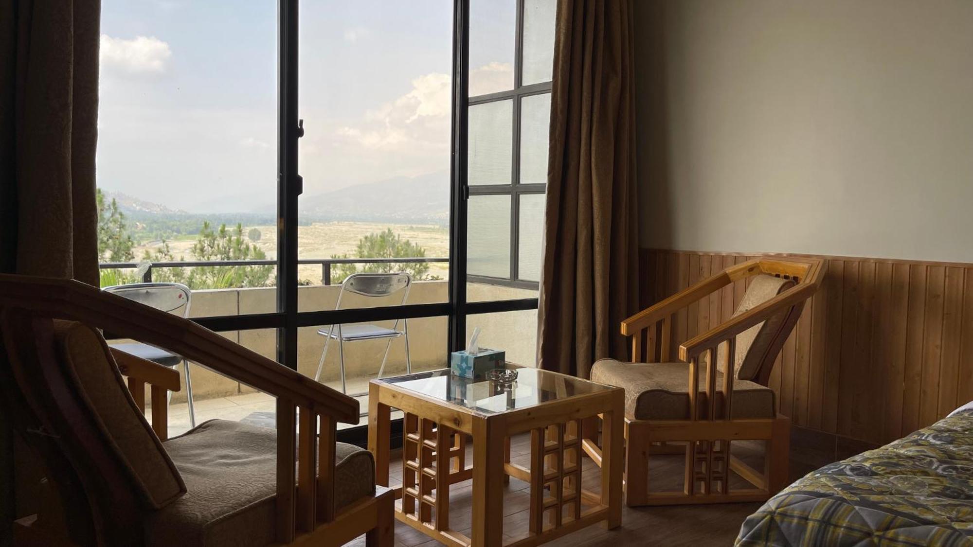 Rock City Resort Saidu Sharif Экстерьер фото