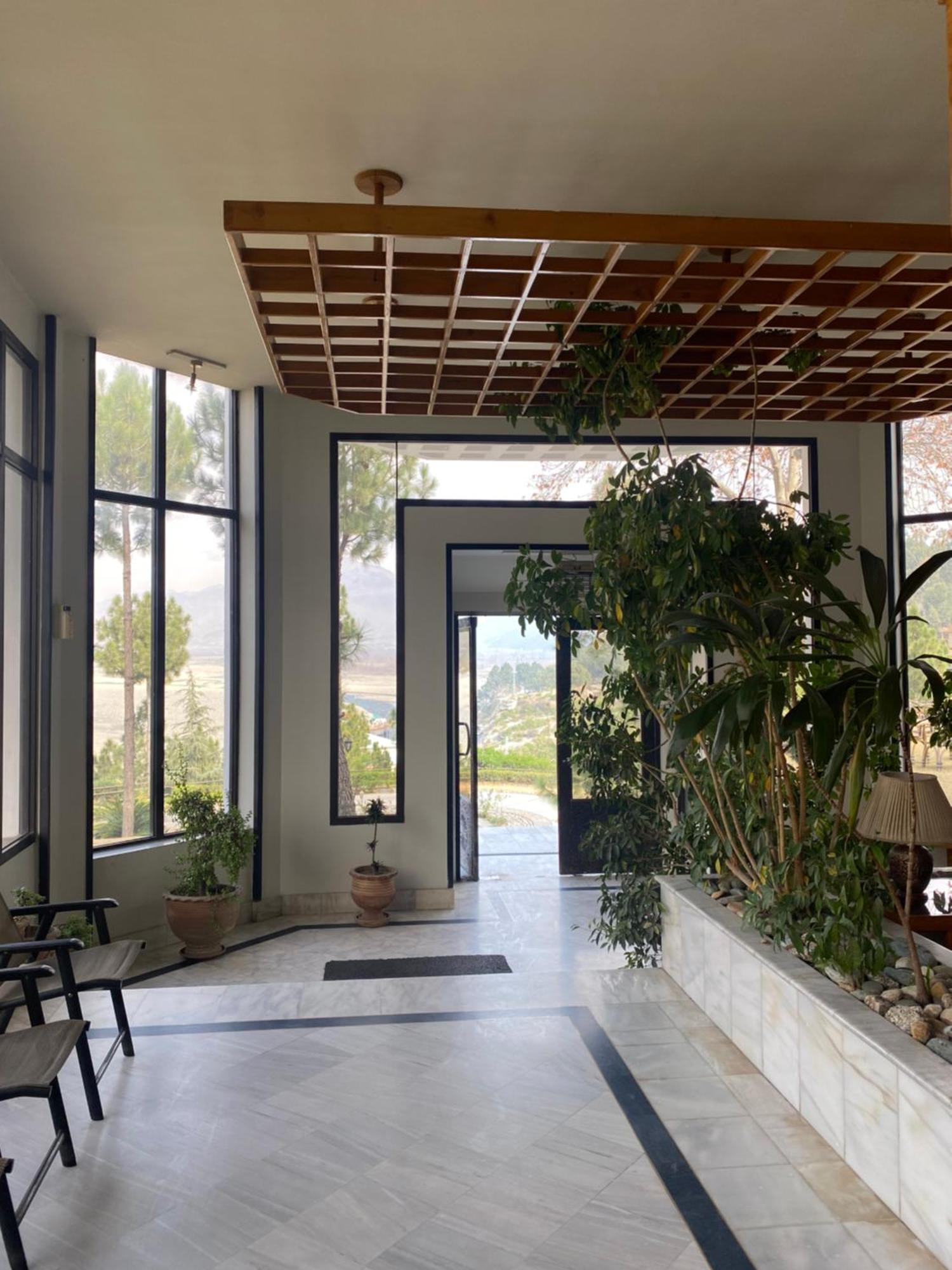 Rock City Resort Saidu Sharif Экстерьер фото